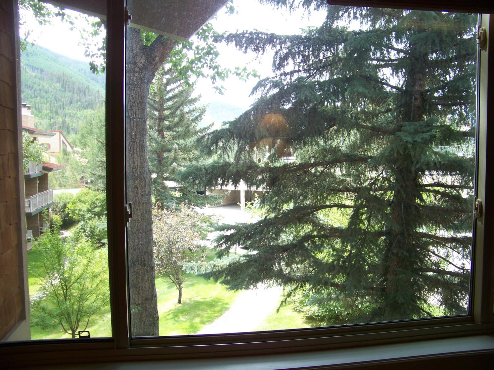 Sandstone Creek Club Condominiums Vail Room photo