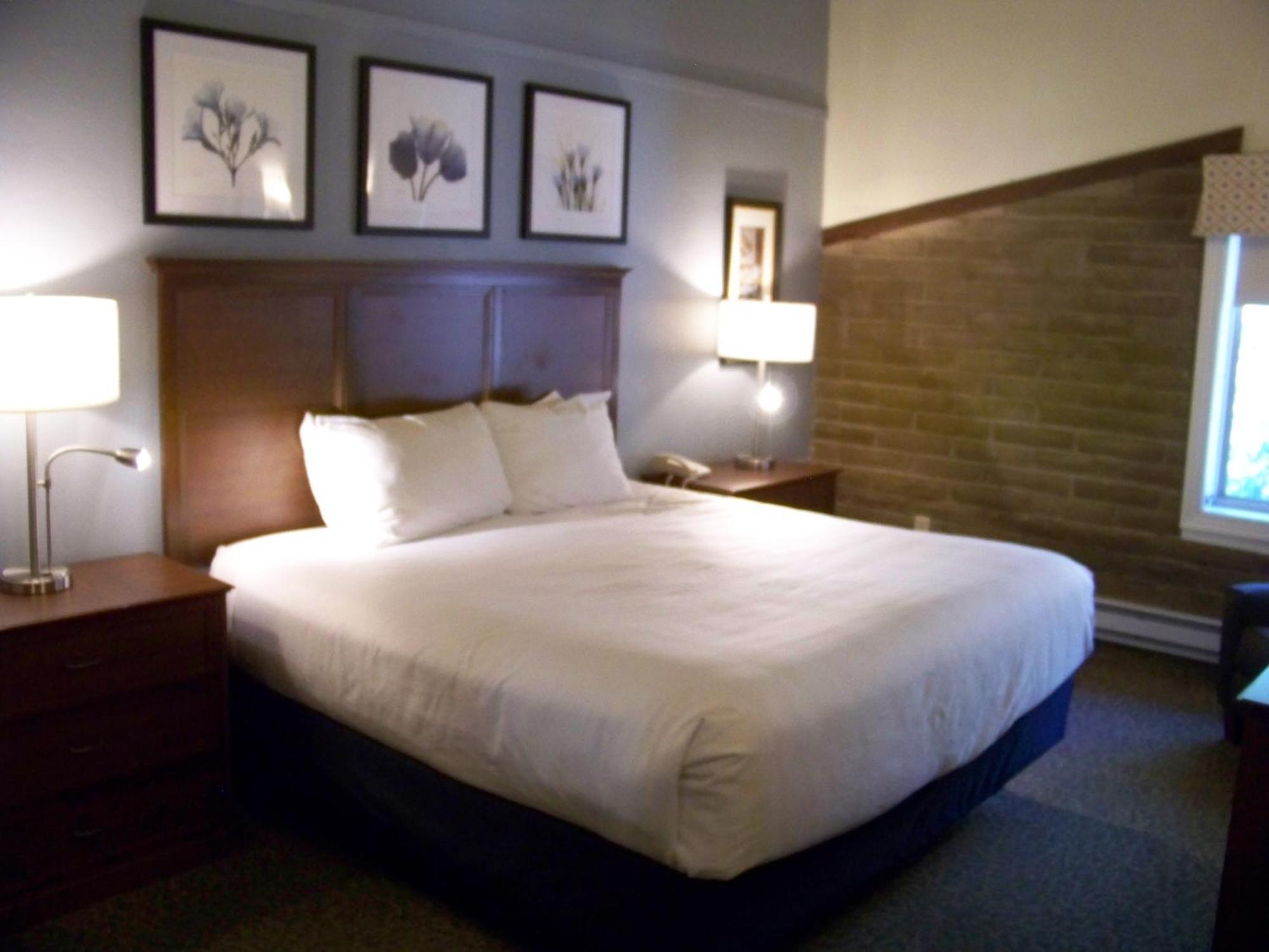 Sandstone Creek Club Condominiums Vail Room photo